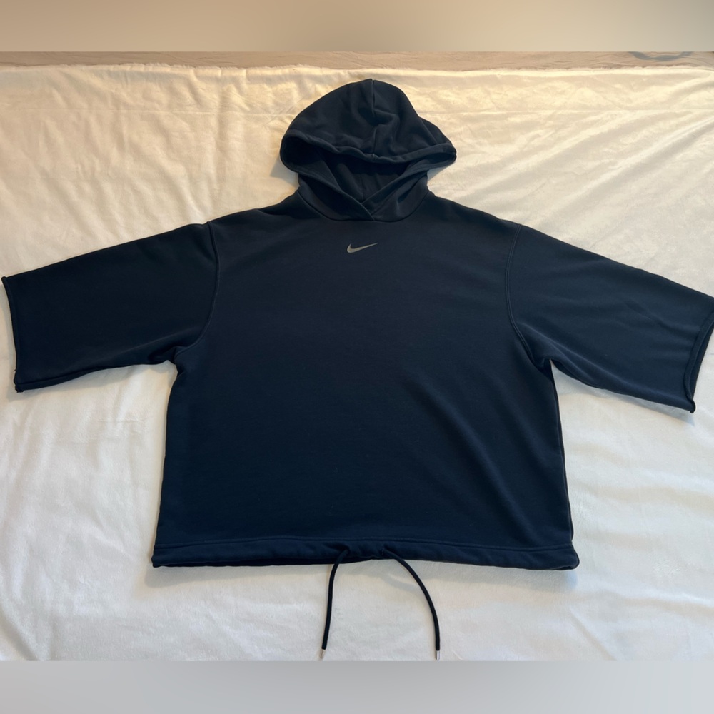 Nike women’s black  Hoodie Sweater Size ‎ Small “oversize “